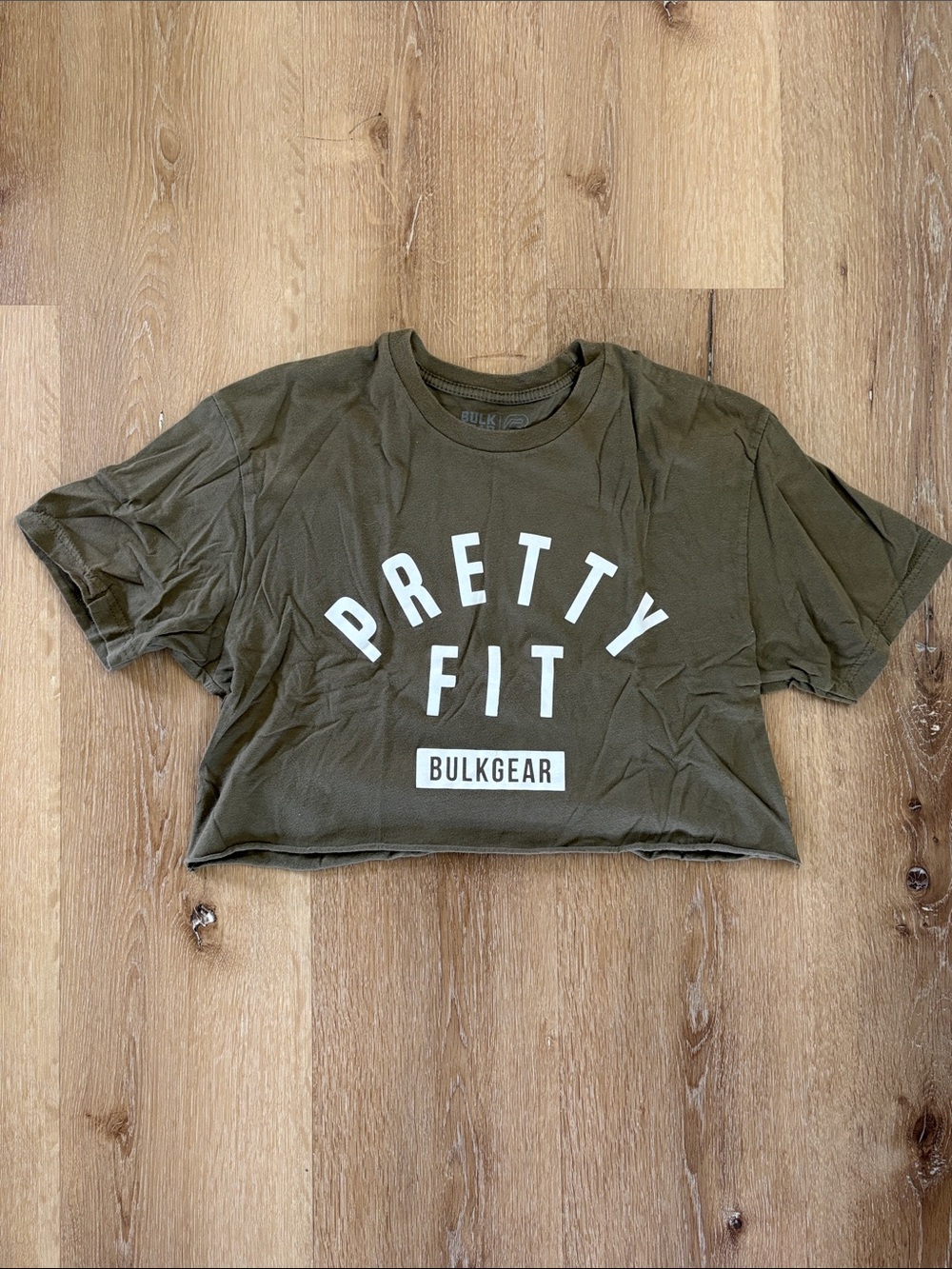 BulkGear "Pretty Fit" Olive Crop Tee